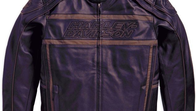 2010-ILLUMINATION-Motor-Clothes-001