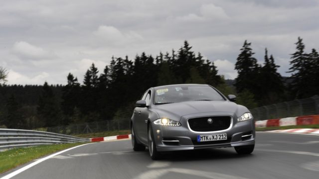 2012-05-11-Jaguar-na-Narburgring