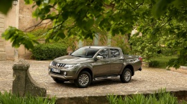 Z taśm produkcyjnych Mitsubishi Motors Thailand zjechał 4-milionowy egzemplarz BIZNES, Motoryzacja - Firma Mitsubishi Motors Corporation (MMC) podała, iż z taśm montażowych w zakładach Mitsubishi Motors Thailand (MMTh), czyli wyłącznego przedstawiciela i dystrybutora marki Mitsubishi w Tajlandii, zjechał czteromilionowy samochód.