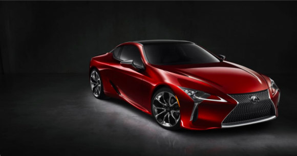 LC500 zgarnia tytuł „Auta XXV-lecia Playboya” BIZNES, Motoryzacja - Galę Samochodu Roku, najsłynniejszego magazynu męskiego, kojarzymy wszyscy. Piękne samochody, piękne kobiety i prestiżowe nagrody przyznawane przez osobistości branży motoryzacyjnej. W tym roku jury obradowało już po raz 25ty. Najważniejsze wyróżnienie,