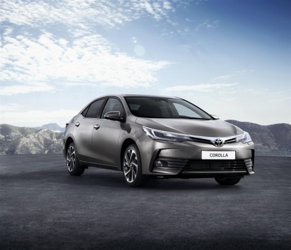 Corolla nieprzerwanie najlepiej sprzedającym się samochodem na świecie BIZNES, Motoryzacja - W pierwszych 10 miesiącach tego roku Toyota Corolla była najlepiej sprzedającym się samochodem na świecie.