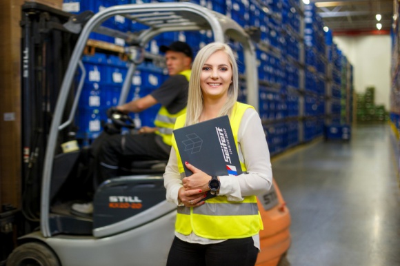 Ladies w Logistyce BIZNES, Motoryzacja - „Ladies w Logistyce“ to projekt Seifert Polska polegający na świadomym, metodycznym wspieraniu zatrudnienia i rozwoju karier (awanse poziome i pionowe) kobiet w firmie.
