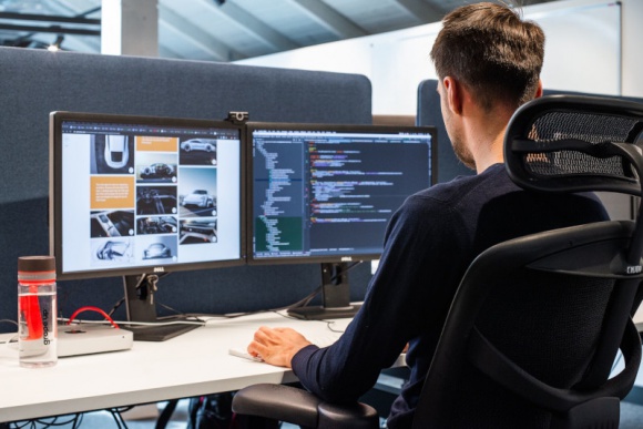 Grape Up pomaga Porsche w cyfrowej transformacji BIZNES, Motoryzacja - Porsche zaprezentuje we wrześniu, jak tworzy nową platformę cyfrową One Digital Platform. Powstaje ona we współpracy z polską firmą IT