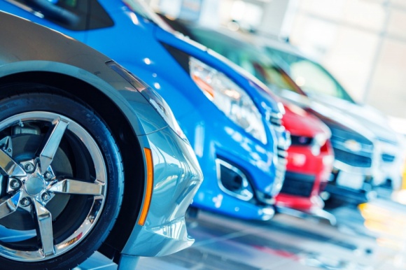 Z czym Polakom kojarzą się marki samochodów? BIZNES, Motoryzacja - Toyotę wiążemy z niezawodnością, Volvo jest synonimem bezpieczeństwa, a BMW to auto do szybkiej jazdy. Tak wynika z badania Europejskiego Funduszu Leasingowego, który sprawdził percepcję kilkunastu marek samochodów.